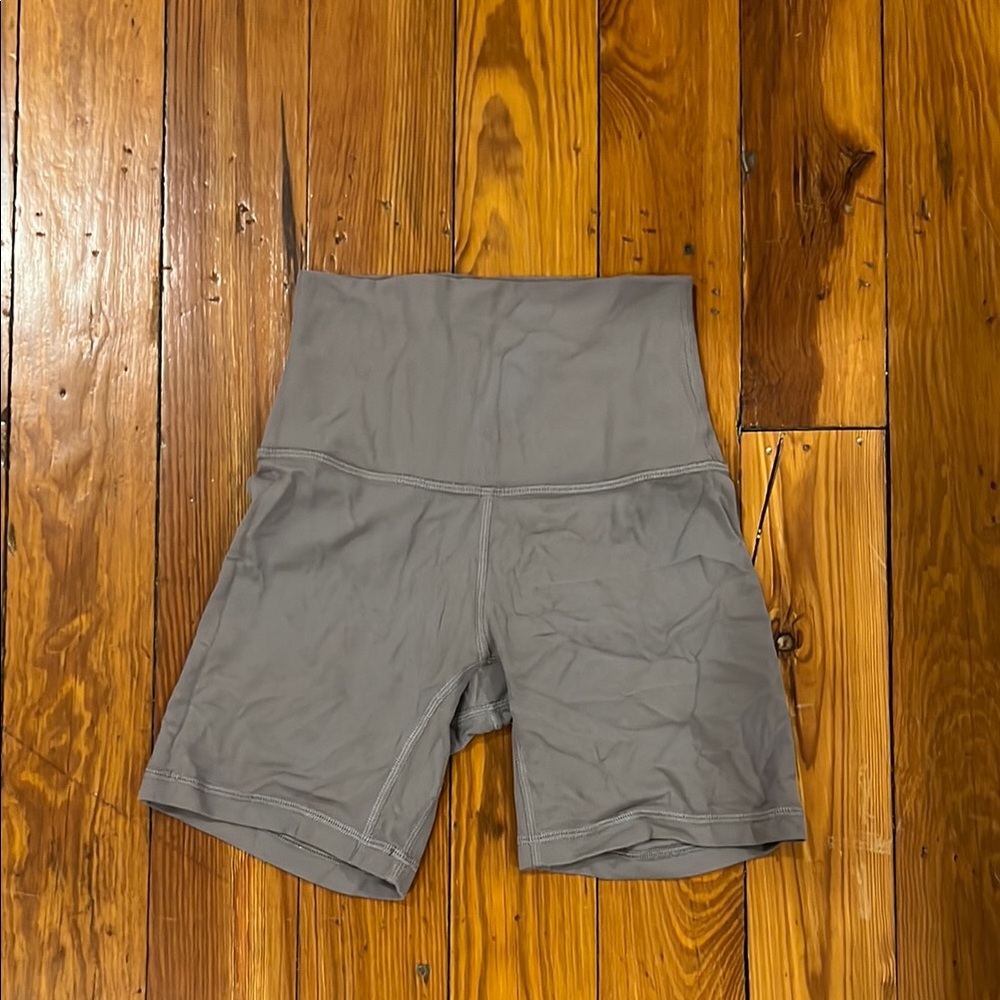Lululemon 4” Biker short - lavender